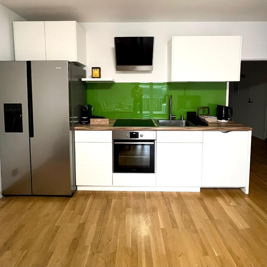 Spacious Apartment With Terrace Wien Exterior foto